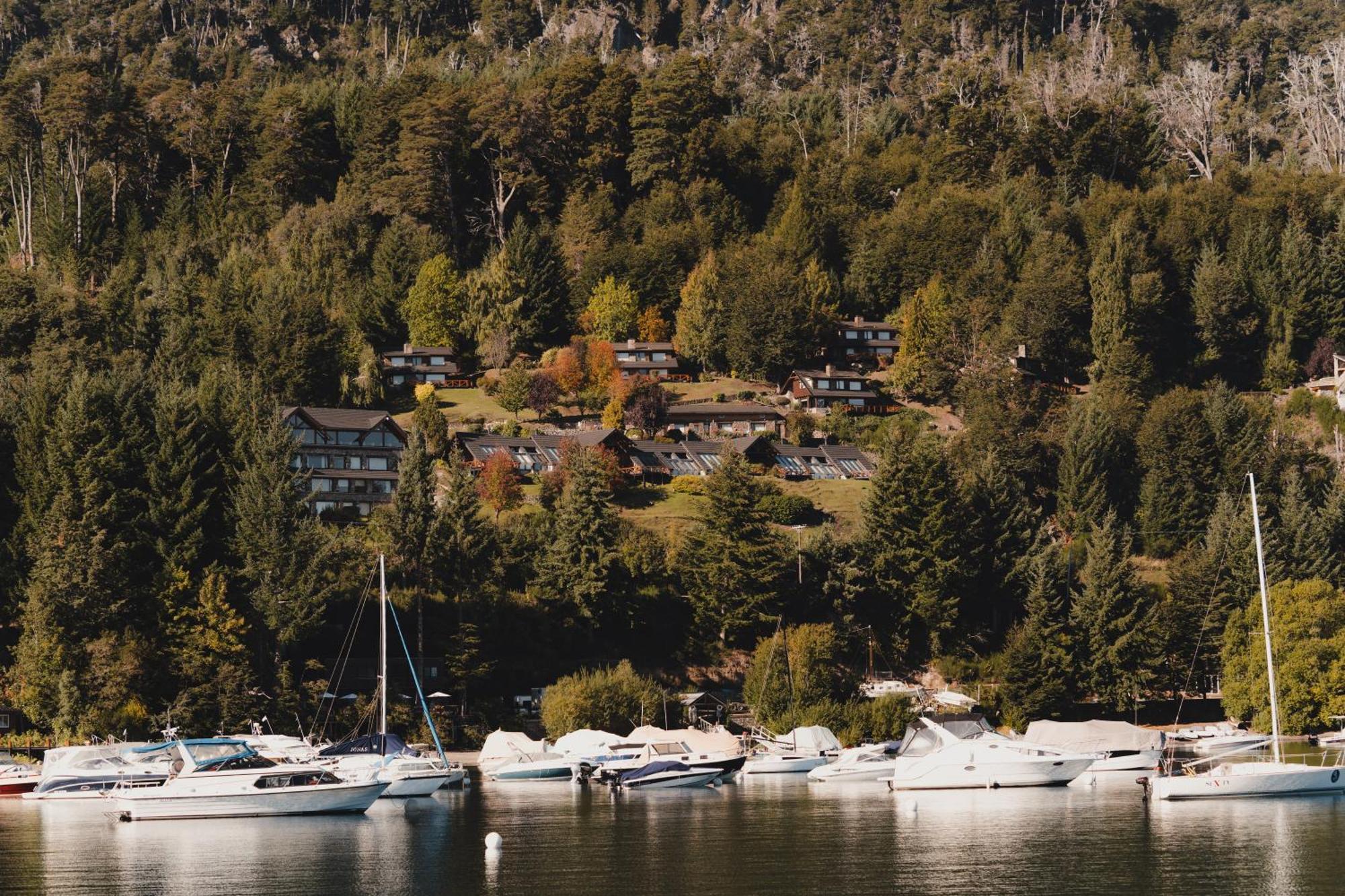 Отель Marinas Alto Manzano Вилья-ла-Ангостура Экстерьер фото